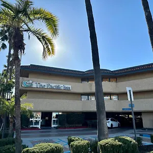 pacific-inn-seal-beach.topanaheimhotels.com/